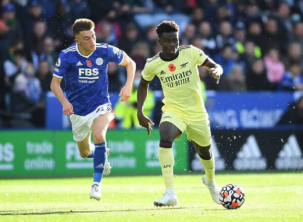 Bukayo Saka Dashes Past Luke Thomas: Leicester City vs. Arsenal, 2021-22 Premier League