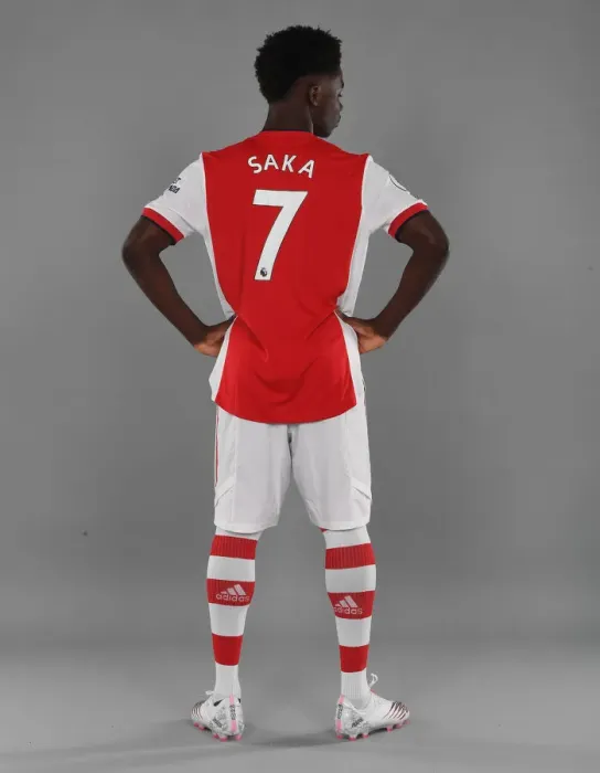 Framed Print : Bukayo Saka Kicks Off Arsenal's 2021-22 Season: Arsenal FC Training at London Colney Framed Print : Bukayo Saka Kicks Off Arsenal's 2021-22 Season: Arsenal FC Training at London Colney