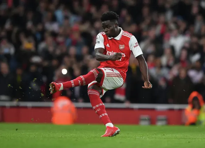 Framed Print : Bukayo Saka Scores Dramatic Penalty: Arsenal Upsets Manchester City in 2022-23 Premier League
