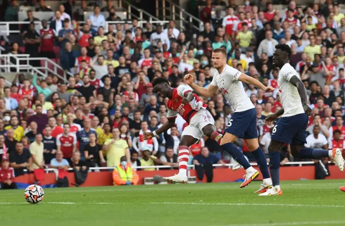 Framed Print : Bukayo Saka Scores the Third Goal: Arsenal vs. Tottenham Hotspur, Premier League 2021-22