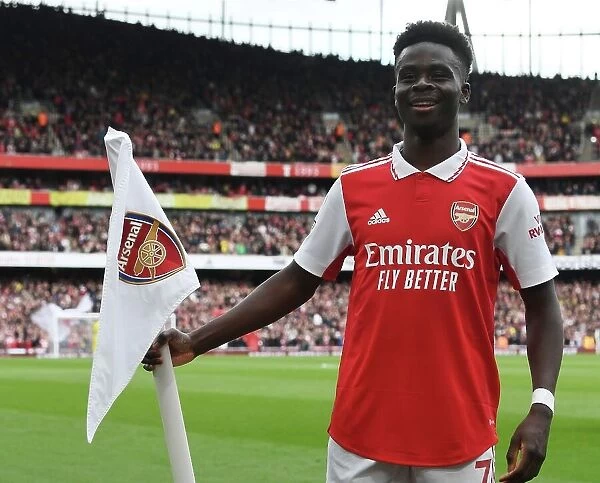 Bukayo Saka Scores His Second Goal: Arsenal's Victory Over Crystal Palace in the 2022-23 Premier League