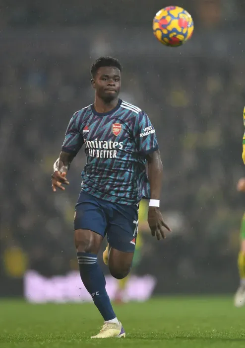 Framed Print : Bukayo Saka Shines: Norwich City vs Arsenal, 2021-22 Premier League Framed Print : Bukayo Saka Shines: Norwich City vs Arsenal, 2021-22 Premier League
