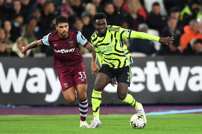 Framed Print : Bukayo Saka vs Emerson Palmieri: A Battle in the Carabao Cup Fourth Round - West Ham United vs Arsenal, 2023-24 Framed Print : Bukayo Saka vs Emerson Palmieri: A Battle in the Carabao Cup Fourth Round - West Ham United vs Arsenal, 2023-24