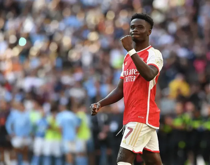 Framed Print : Bukayo Saka's Dramatic Penalty: Arsenal Secure Community Shield Victory over Manchester City