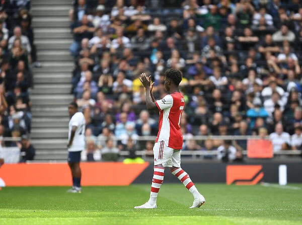 Bukayo Saka's Gracious Gesture: Tottenham-Arsenal Pre-Season Friendly 2021-22