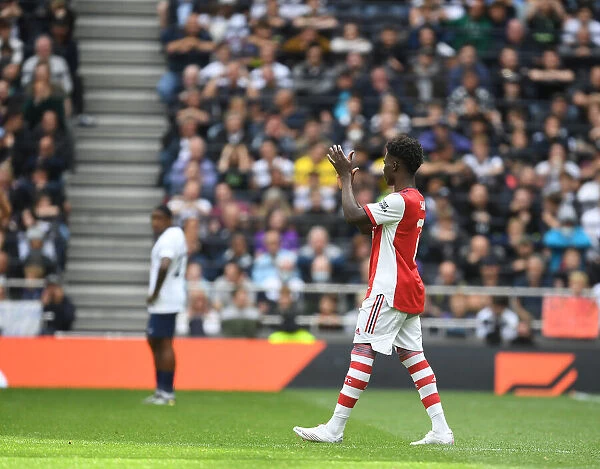 Bukayo Saka's Heartfelt Gesture: Tottenham-Arsenal Rivalry Unites Fans