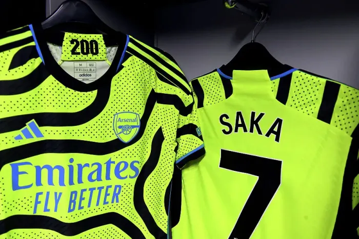 Framed Print : Bukayo Saka's Milestone 200th Arsenal Appearance Shirt: Luton Town vs Arsenal (2023-24)