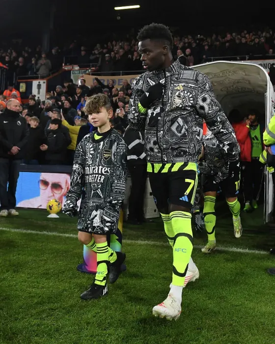 Framed Print : Bukayo Saka's Pre-Match Moment: Luton Town vs Arsenal FC, Premier League 2023-24 Framed Print : Bukayo Saka's Pre-Match Moment: Luton Town vs Arsenal FC, Premier League 2023-24
