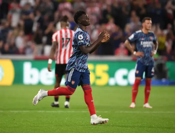 Framed Print : Bukayo Saka's Second-Half Debut: Arsenal's Comeback at Brentford