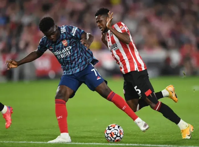 Framed Print : Bukayo Saka's Stellar Performance: Arsenal Triumphs Over Brentford in 2021-22 Premier League