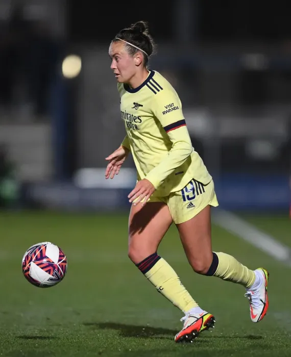 Framed Print : Caitlin Foord in Action: Chelsea Women vs. Arsenal Women, FA WSL 2021-22