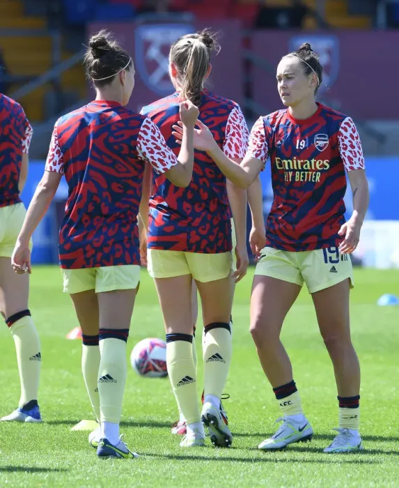 Framed Print : Caitlin Foord of Arsenal Prepares for West Ham United Women Showdown in FA WSL