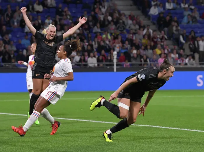 Framed Print : Caitlin Foord Scores for Arsenal against Olympique Lyonnais in UEFA Women's Champions League Group C