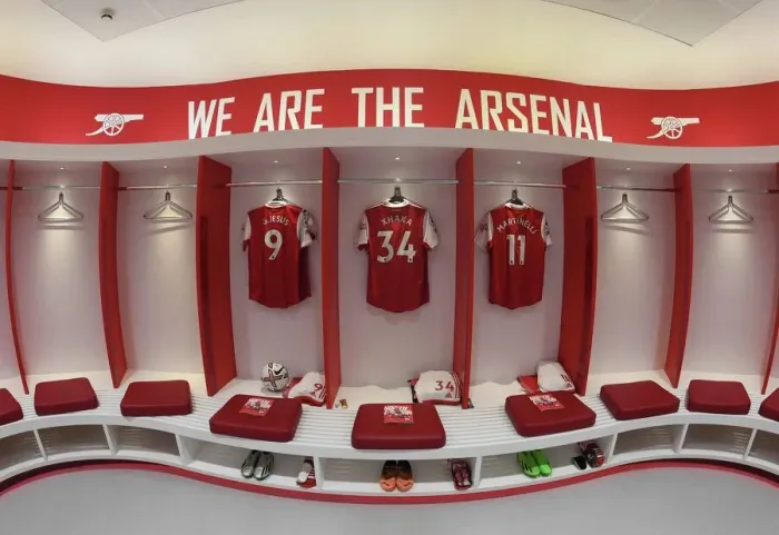 Framed Print : The Calm Before the Storm: Arsenal FC's Huddle Before the Arsenal vs. Tottenham Hotspur Premier League Clash, 2022-23 Framed Print : The Calm Before the Storm: Arsenal FC's Huddle Before the Arsenal vs. Tottenham Hotspur Premier League Clash, 2022-23