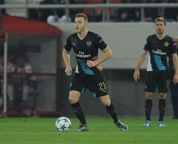 Calum Chambers in Action: Arsenal vs. Olympiacos, UEFA Champions League (December 2015)
