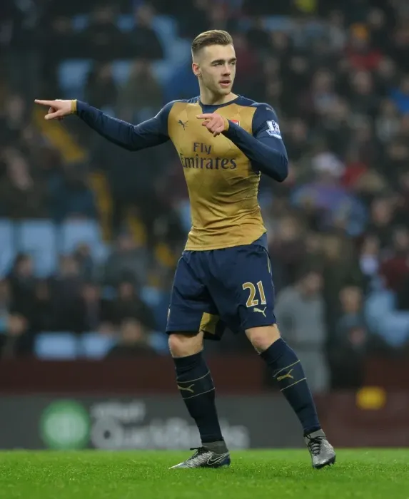Framed Print : Calum Chambers in Action: Arsenal vs. Aston Villa, Premier League 2015-16 Framed Print : Calum Chambers in Action: Arsenal vs. Aston Villa, Premier League 2015-16