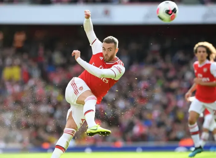 Framed Print : Calum Chambers in Action: Arsenal vs. AFC Bournemouth, Premier League 2019-20 Framed Print : Calum Chambers in Action: Arsenal vs. AFC Bournemouth, Premier League 2019-20
