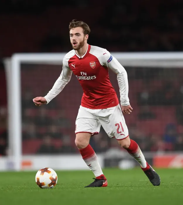 Framed Print : Calum Chambers in Action: Arsenal vs BATE Borisov, UEFA Europa League (2017-18) Framed Print : Calum Chambers in Action: Arsenal vs BATE Borisov, UEFA Europa League (2017-18)