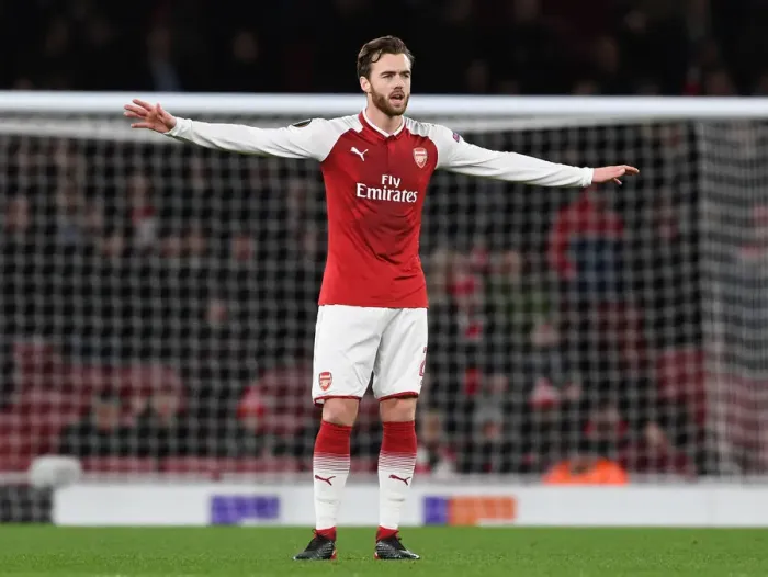 Framed Print : Calum Chambers in Action: Arsenal vs BATE Borisov, UEFA Europa League