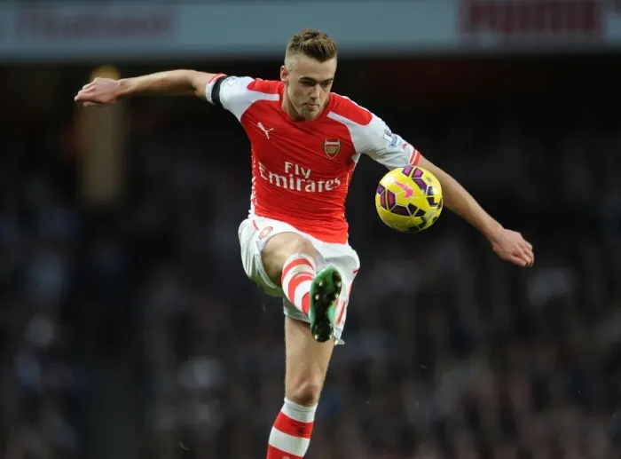 Framed Print : Calum Chambers in Action: Arsenal vs Burnley, Premier League 2014 / 15 Framed Print : Calum Chambers in Action: Arsenal vs Burnley, Premier League 2014 / 15
