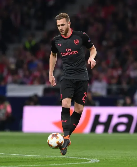 Framed Print : Calum Chambers in Action: Arsenal's Europa League Showdown against Atletico Madrid (2018)