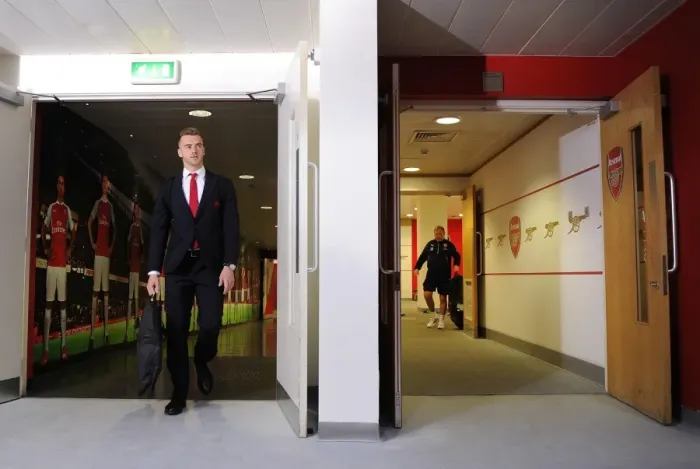 Framed Print : Calum Chambers Arrives at Emirates Stadium: Arsenal vs West Bromwich Albion, Premier League 2015-16 Framed Print : Calum Chambers Arrives at Emirates Stadium: Arsenal vs West Bromwich Albion, Premier League 2015-16