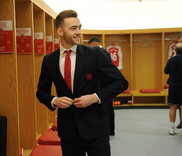 Calum Chambers: Pre-Match Focus in Arsenal Changing Room (Arsenal vs Southampton, 2015-16)