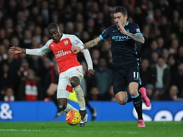 Campbell Outmaneuvers Kolarov: Arsenal's Thrilling Victory Over Manchester City (December 2015)