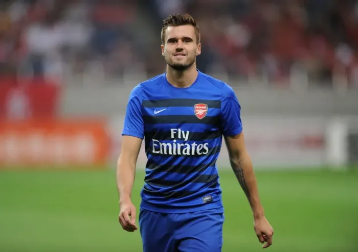 Framed Print : Carl Jenkinson Pre-Season Training with Arsenal at Urawa Red Diamonds, Japan (2013) Framed Print : Carl Jenkinson Pre-Season Training with Arsenal at Urawa Red Diamonds, Japan (2013)