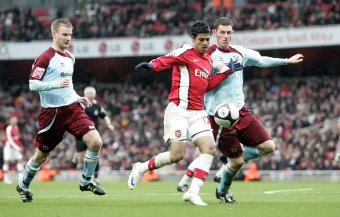 Framed Print : Carlos Vela (Arsenal) Christian Kalvenes and Chris McCann (Burnley)