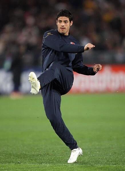Carlos Vela's Dramatic Penalty Miss: Arsenal vs. AS Roma in UEFA Champions League