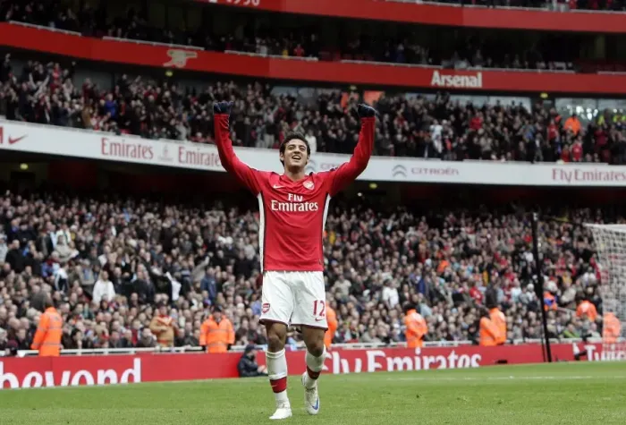 Framed Print : Carlos Vela's Thrilling Goal: Arsenal's Opener in 3:0 FA Cup Victory over Burnley (Emirates Stadium, 8 / 3 / 09)