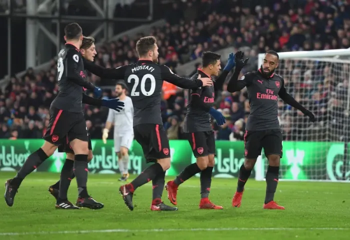 Framed Print : Celebrating Glory: Arsenal's Unforgettable Goal Dance (Sanchez, Lacazette, Xhaka, Ozil, Mustafi vs. Crystal Palace, 2017-18)