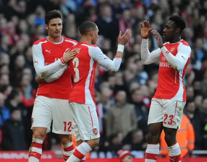 Framed Print : Celebrating Glory: Giroud, Gibbs, and Welbeck Rejoice in Arsenal's 2-0 FA Cup Victory