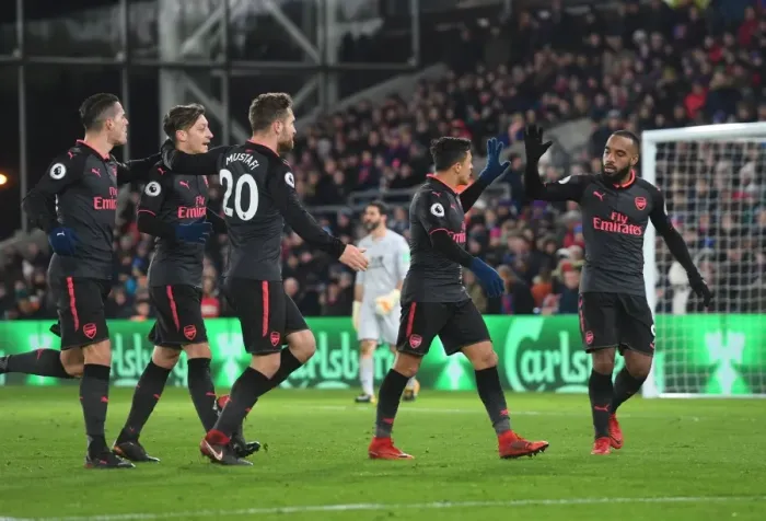 Framed Print : Celebrating Goals: Sanchez, Lacazette, Xhaka, Ozil, and Mustafi (Crystal Palace vs. Arsenal, 2017-18)