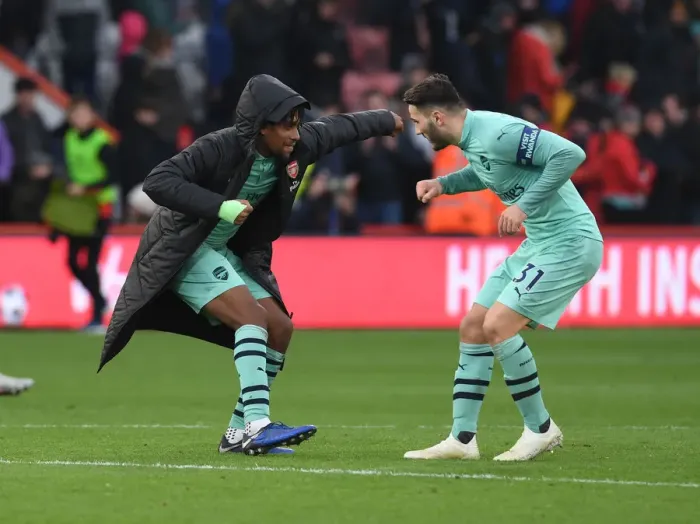 Framed Print : Celebrating Victory: Iwobi and Kolasinac of Arsenal