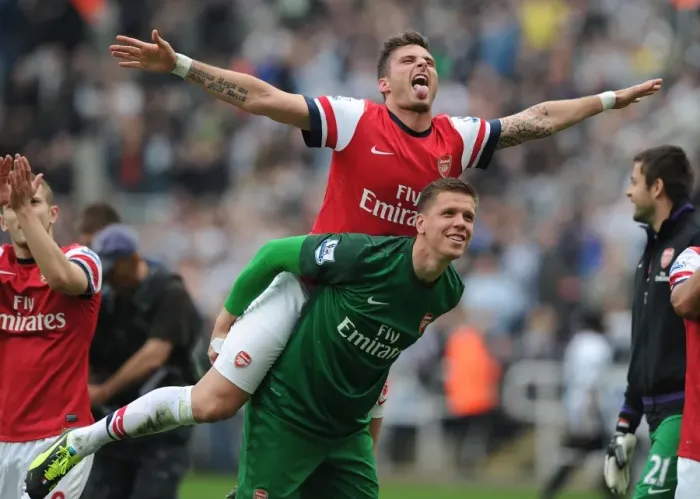 Framed Print : Celebrating Victory: Olivier Giroud and Wojciech Szczesny of Arsenal Framed Print : Celebrating Victory: Olivier Giroud and Wojciech Szczesny of Arsenal