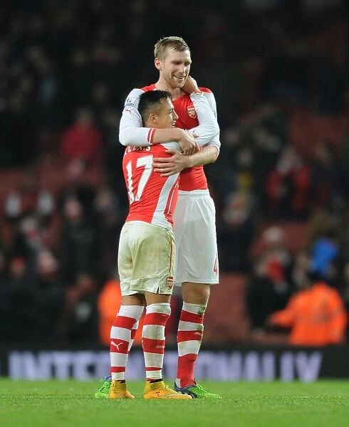 Celebrating Victory: Sanchez and Mertesacker, Arsenal v Southampton (2014-15)