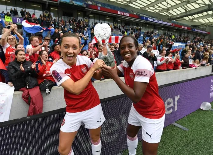 Framed Print : Celebration: McCabe and Carter's Winning Moment for Arsenal Women vs. Brighton & Hove Albion