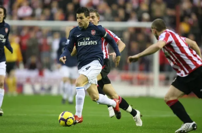 Framed Print : Cesc Fabregas (Arsenal) Jordan Henderson (Sunderland). Sunderland 1: 0 Arsenal