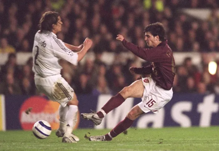Framed Print : Cesc Fabregas (Arsenal) Michel Salgado (Real Madrid) Framed Print : Cesc Fabregas (Arsenal) Michel Salgado (Real Madrid)