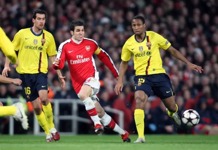 Framed Print : Cesc Fabregas (Arsenal) Sergio Busquets and Seydou Keita (Barcelona). Arsenal 2