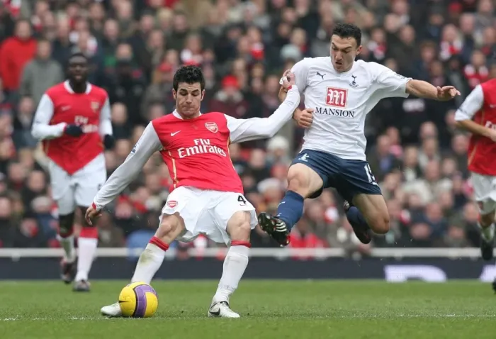 Framed Print : Cesc Fabregas (Arsenal) Steed Malbranque (Spurs) Framed Print : Cesc Fabregas (Arsenal) Steed Malbranque (Spurs)