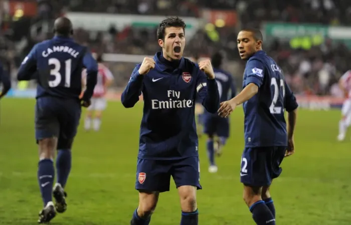 Framed Print : Cesc Fabregas Brilliant Goal: Arsenal's Triumph Over Stoke City (3-1)