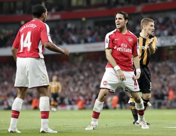 Framed Print : Cesc Fabregas celebrates Arsenals goal with Theo Walcott