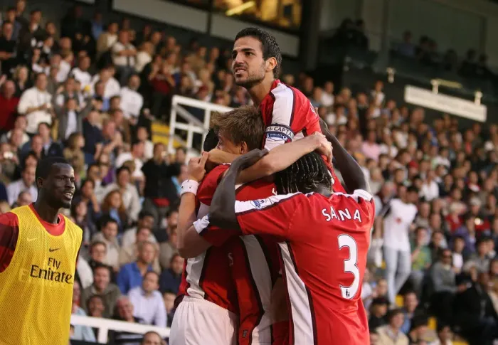 Framed Print : Cesc Fabregas Euphoric Celebration: Robin van Persie's Goal (0:1) - Arsenal vs. Fulham, Barclays Premier League, 2009