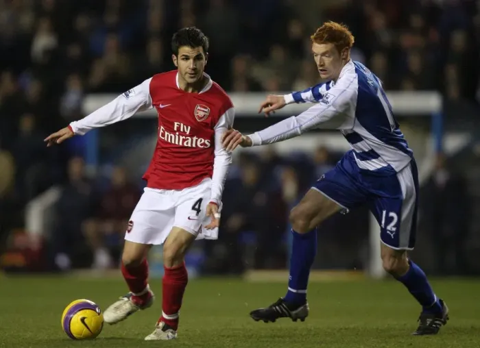 Framed Print : Cesc Fabregas Shines in Arsenal's 3-1 Victory over Reading, 12 / 11 / 2007 Framed Print : Cesc Fabregas Shines in Arsenal's 3-1 Victory over Reading, 12 / 11 / 2007