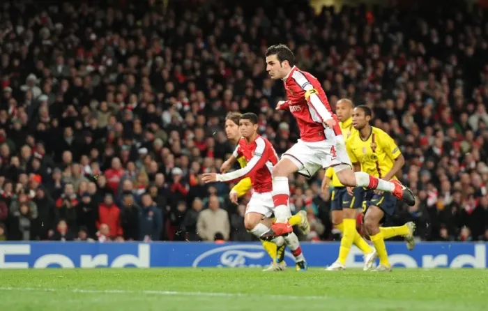 Framed Print : Cesc Fabregas shoots past Barcelona goalkeeper Victor Valdes to score the 2nd Arsenal goal