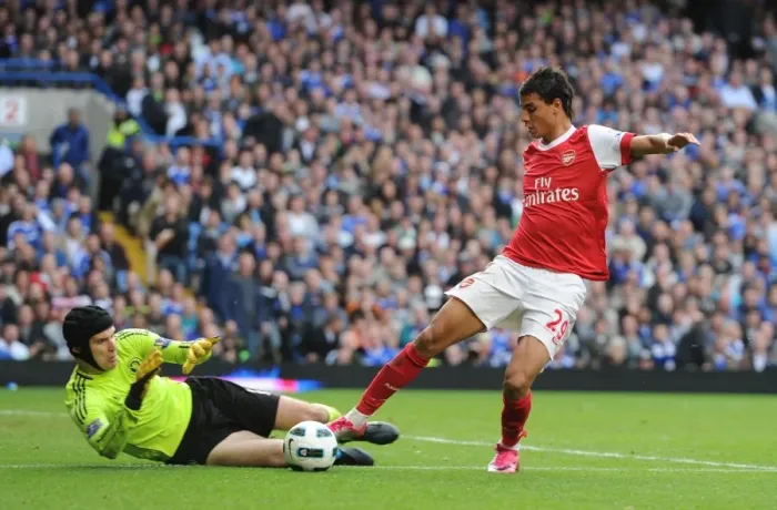 Framed Print : Chamakh vs. Cech: Chelsea's Victory in the Barclays Premier League (2:0)