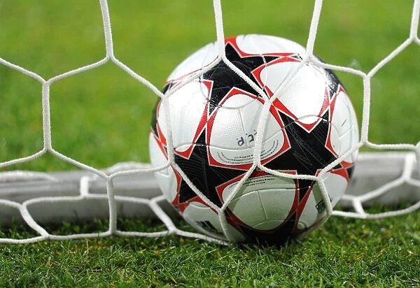 Champions league ball. FC Porto 2: 1 Arsenal, UEFA Champions League, First Knock-out Round
